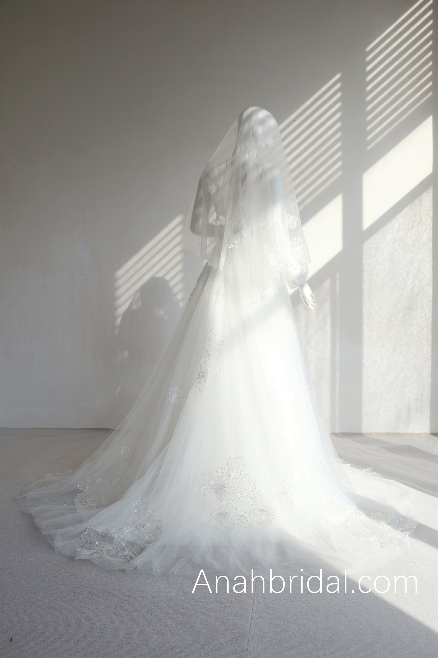 3D Embroidered Lace Wedding Dress