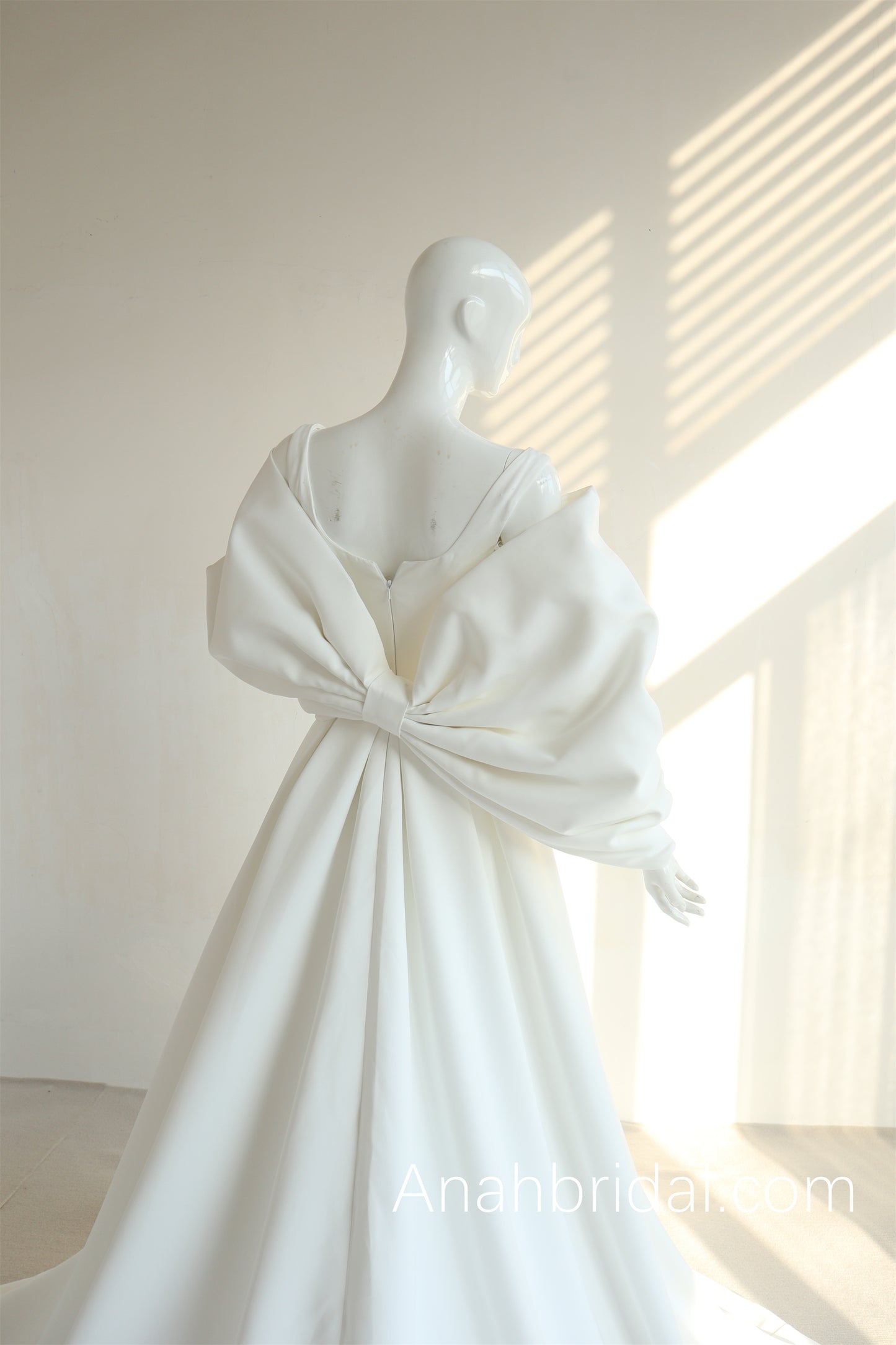 Luxury Satin Bow Sleeve Wedding Dress