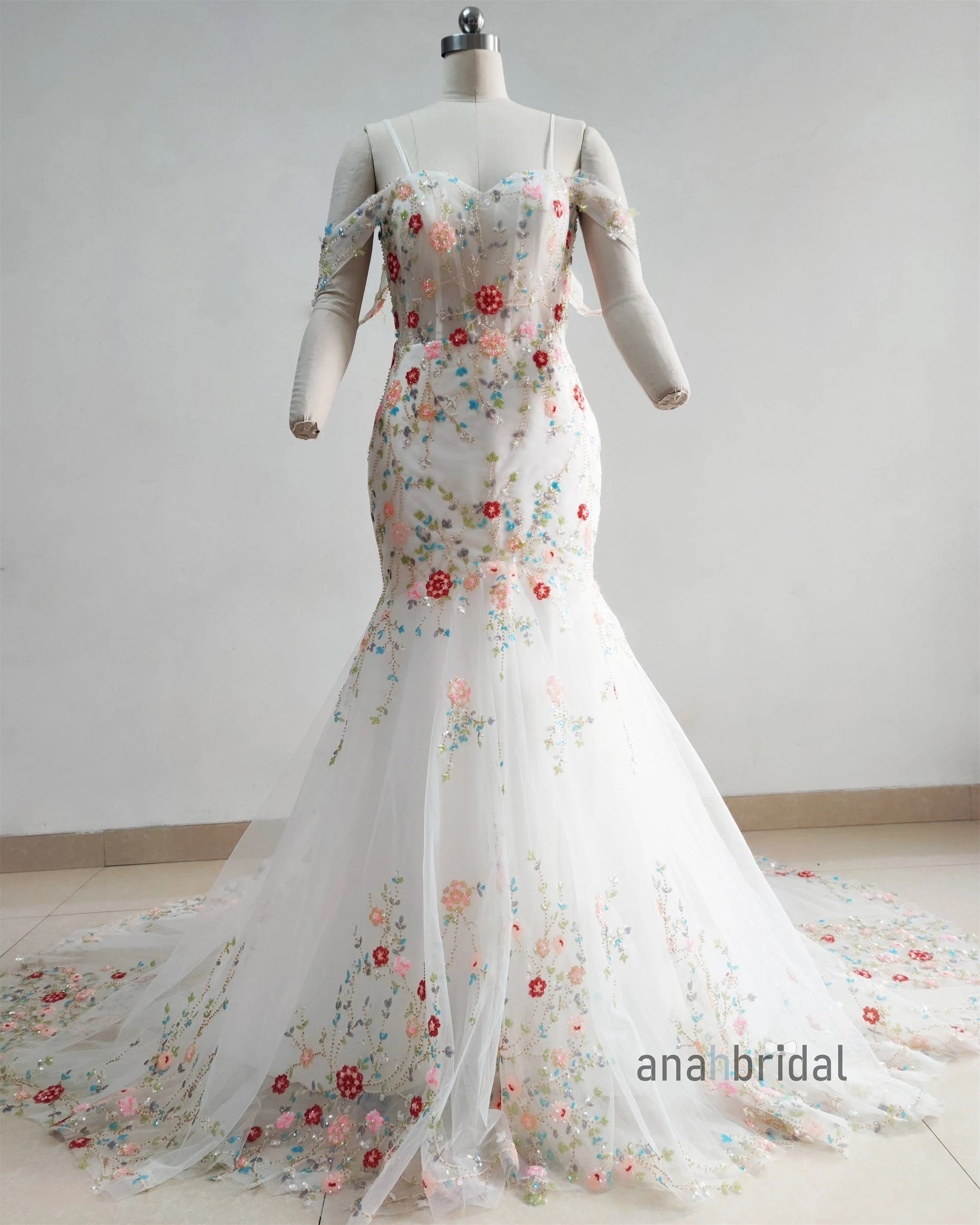 New Floral Lace Mermaid Wedding Dress Annahandbridal New Floral Lace Mermaid Wedding Dress Annahandbridal