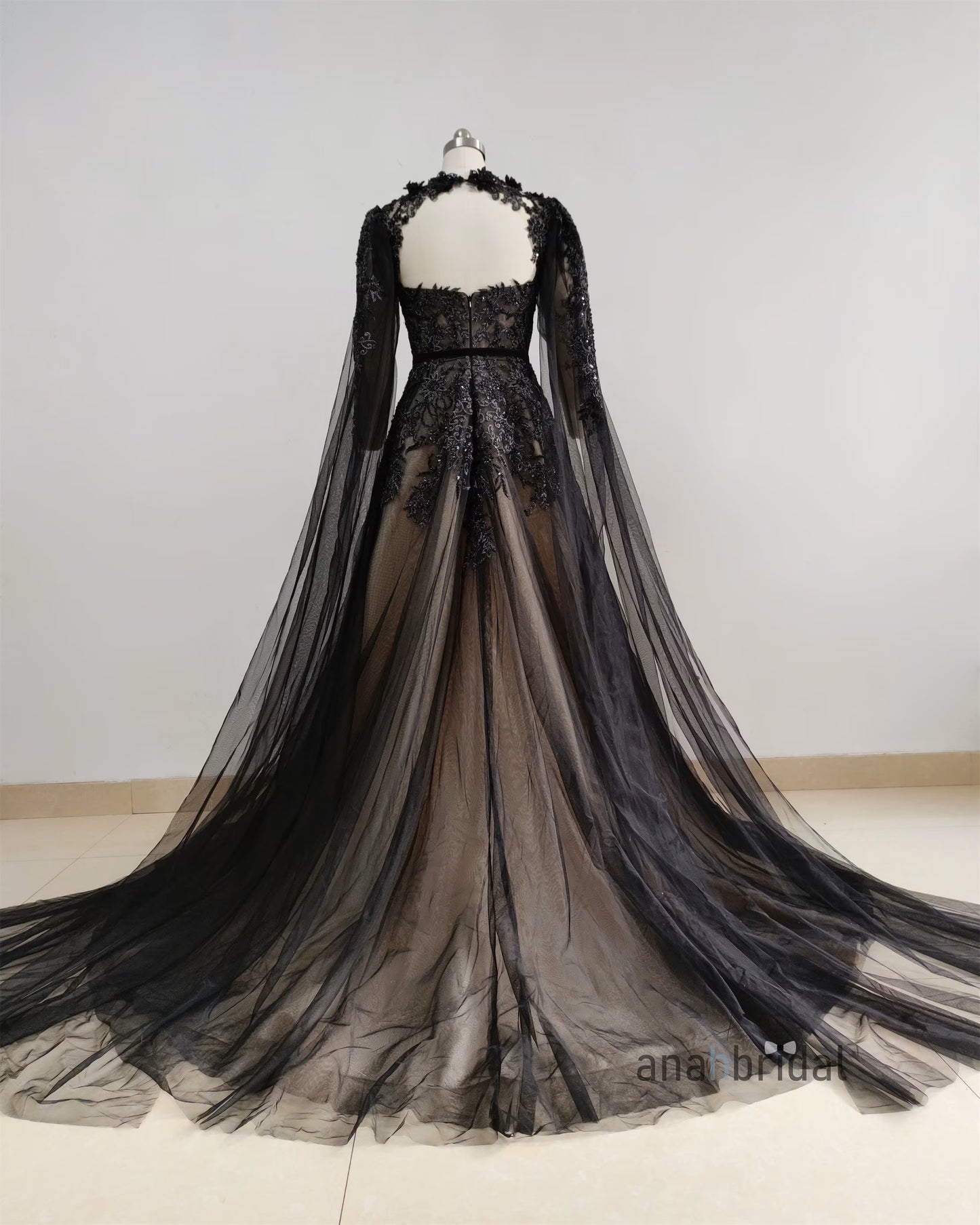 2024 New Black Lace Bridal Gown Embroidered Lace Bridal Dress