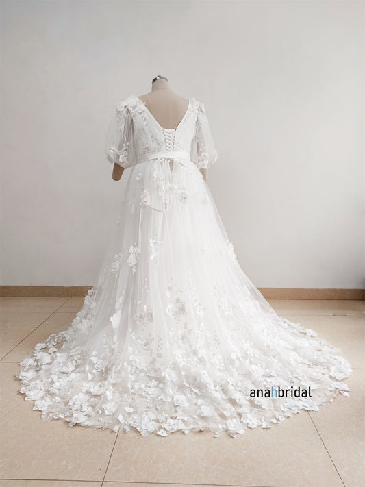 White 3D Floral Lace Plus Size Wedding Dress