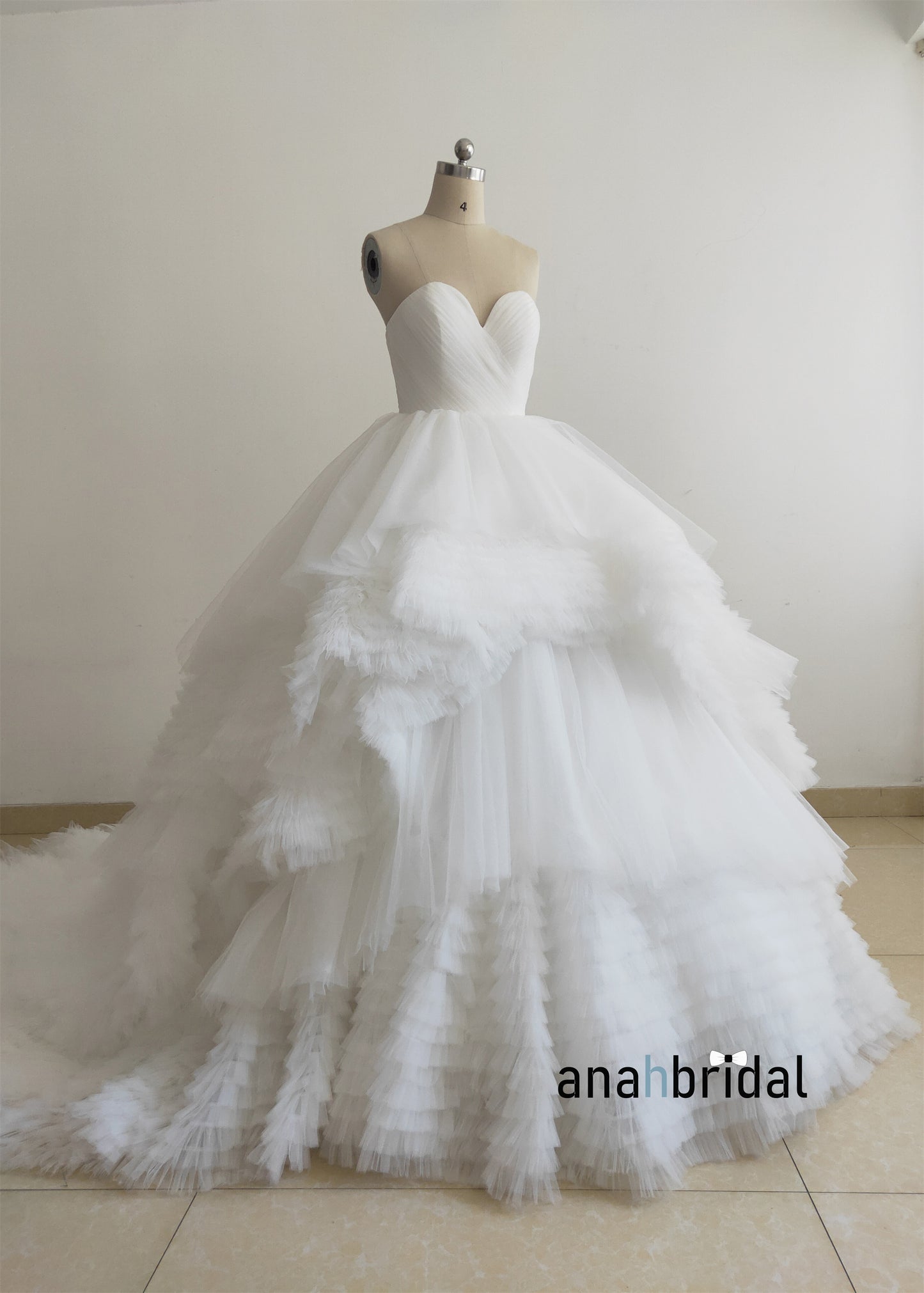 Strapless Ivory Ruffled Tulle Luxury Wedding Dress