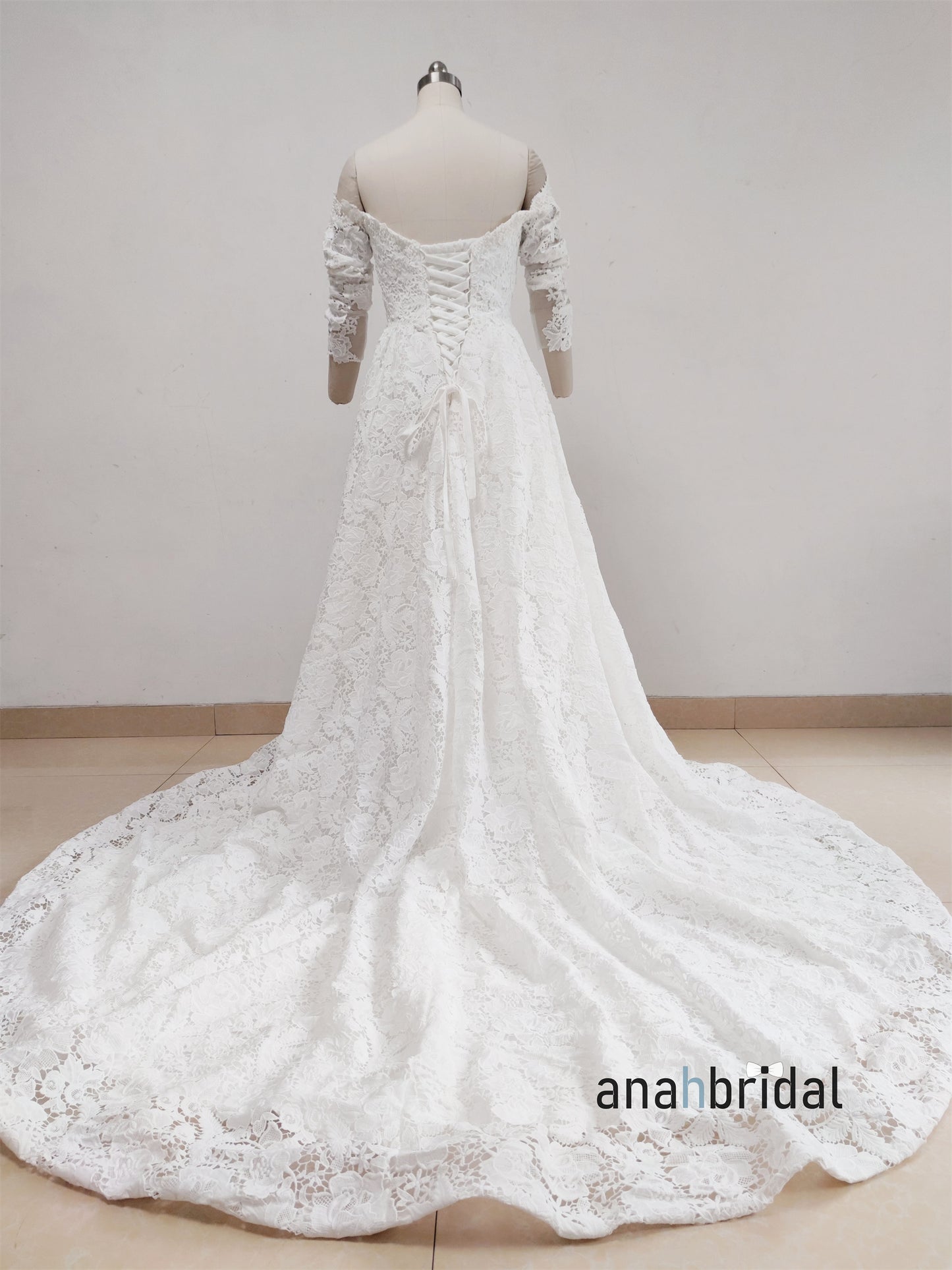 White Luxury Lace Wedding Dress