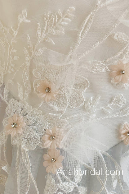 Embroidery Lace Basque Waist Wedding Dress