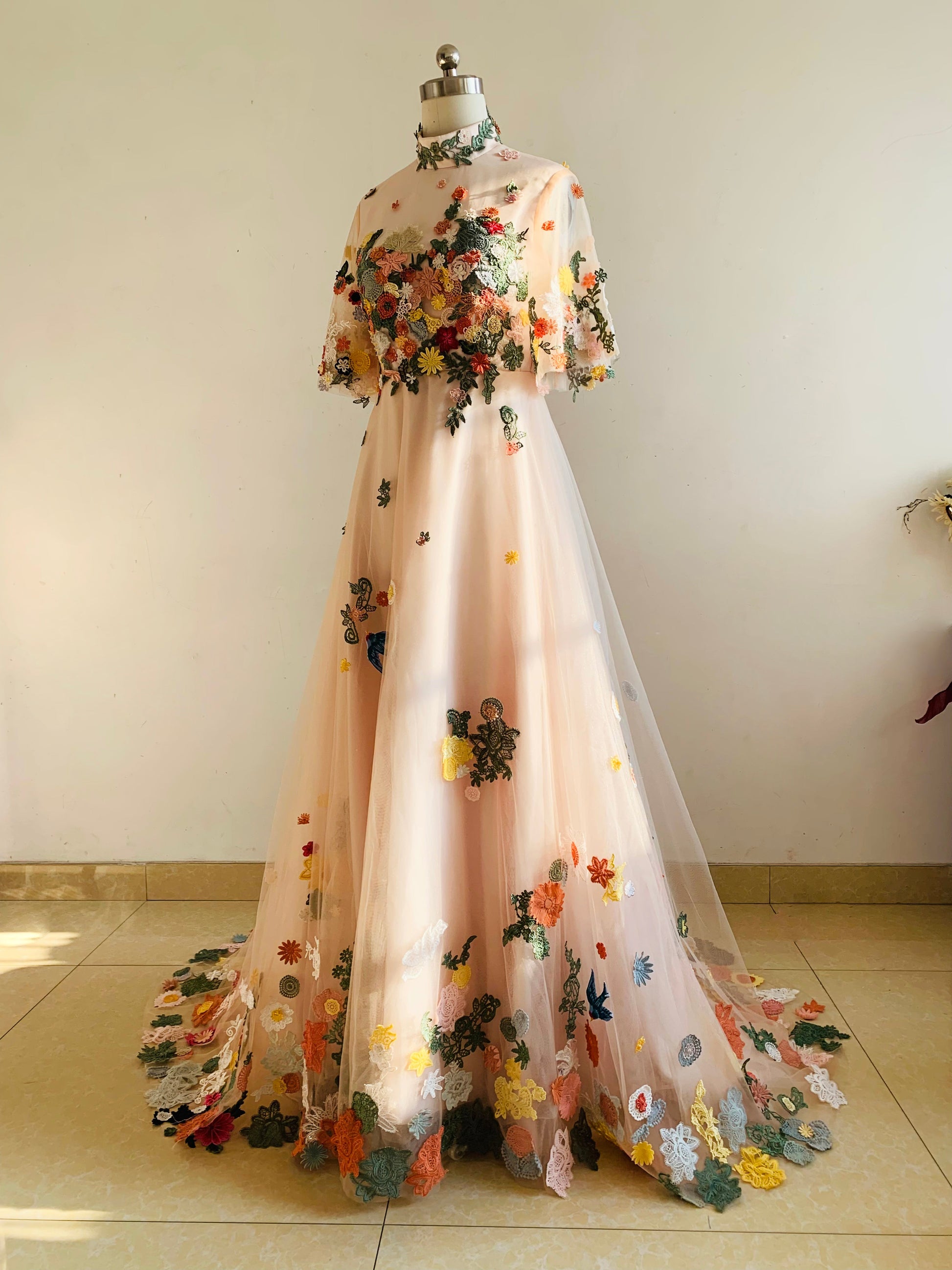 Luxury Floral Lace Applique Wedding Dress Annahandbridal Luxury Floral Lace Applique Wedding Dress Annahandbridal