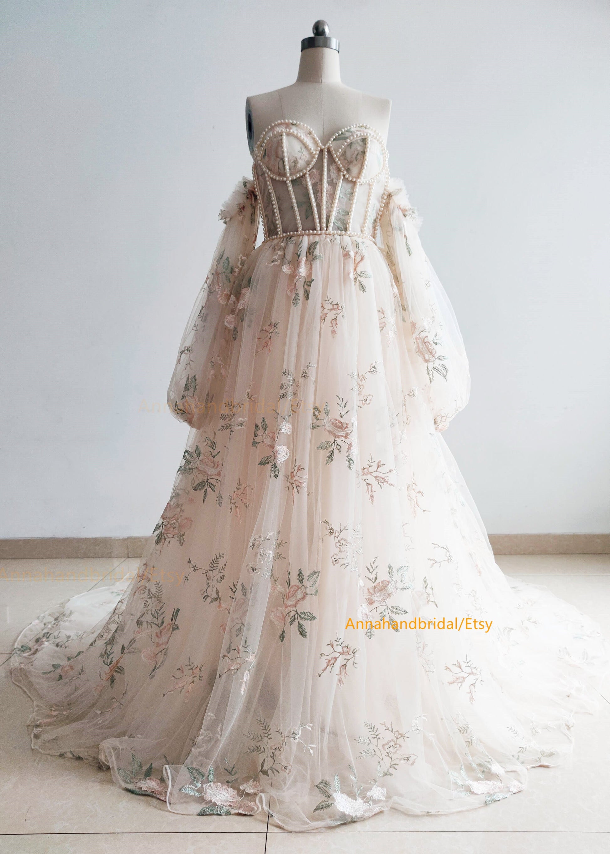 Light Champagne Photo Shoot Dress// Baby shower Dress Annahandbridal Light Champagne Photo Shoot Dress// Baby shower Dress Annahandbridal