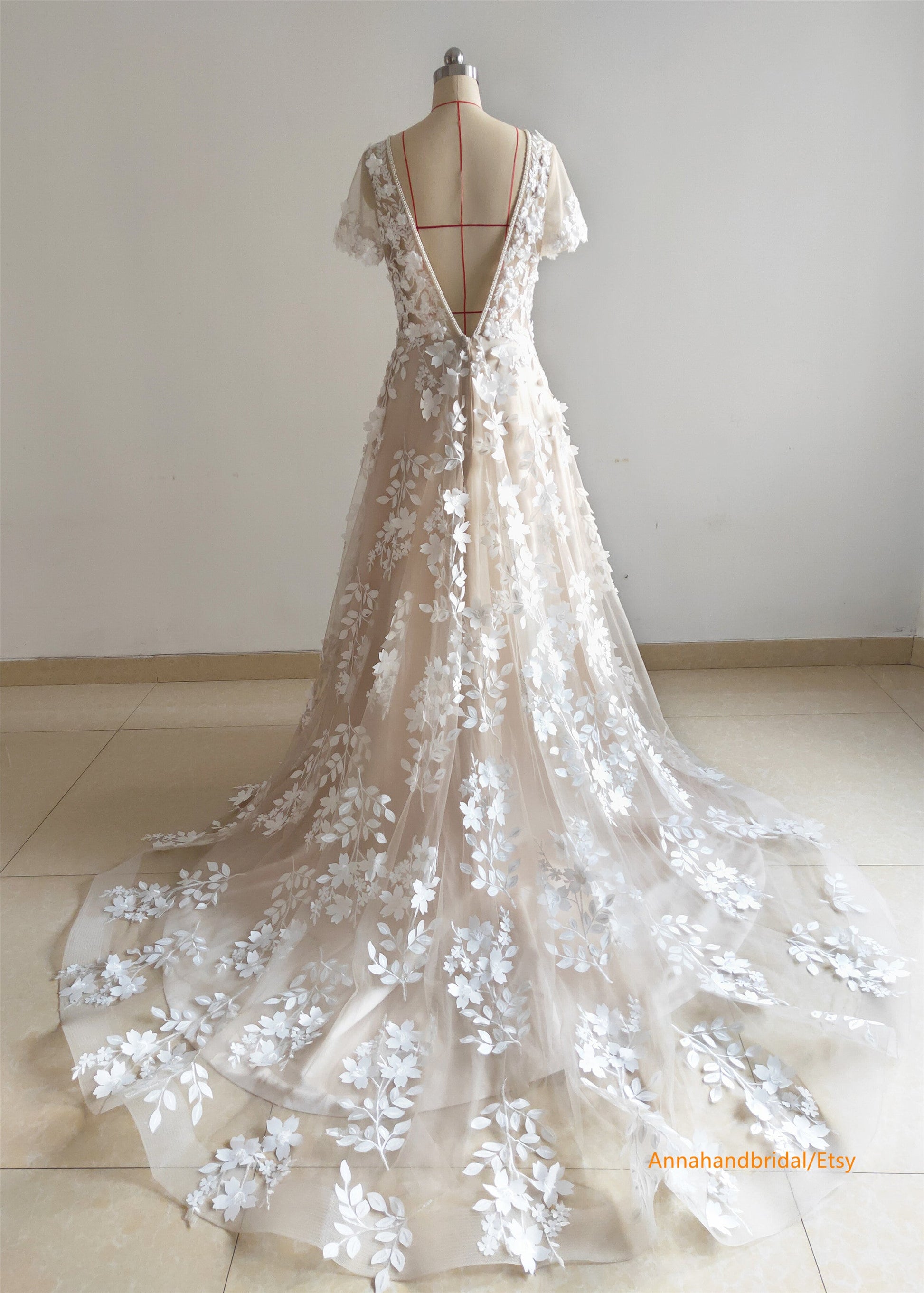 Light Champagne Bridal Gown/Wedding Dress Annahandbridal Light Champagne Bridal Gown/Wedding Dress Annahandbridal