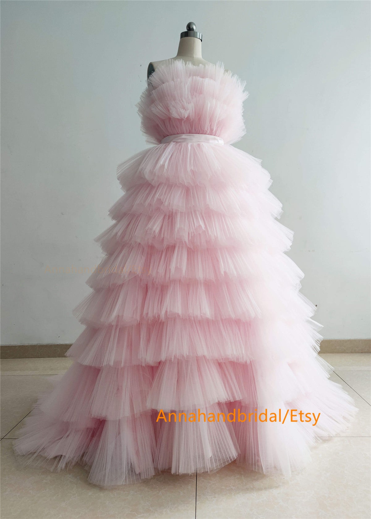 Pink Tulle Strapless Photo Shot Dress