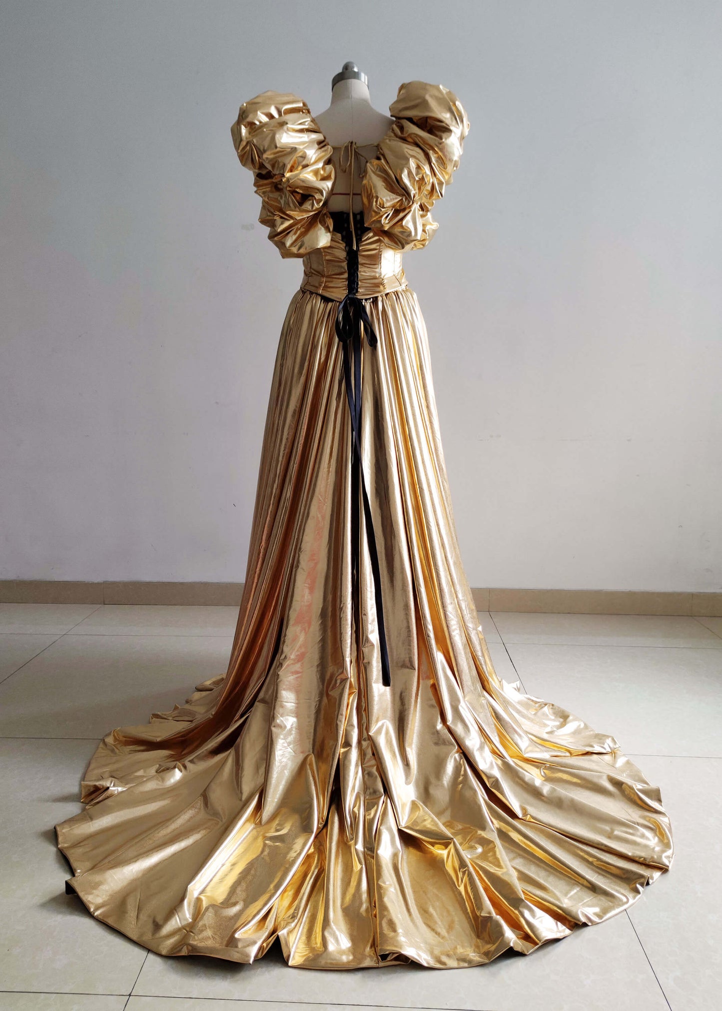 Gold Unique PhotoShot Dress