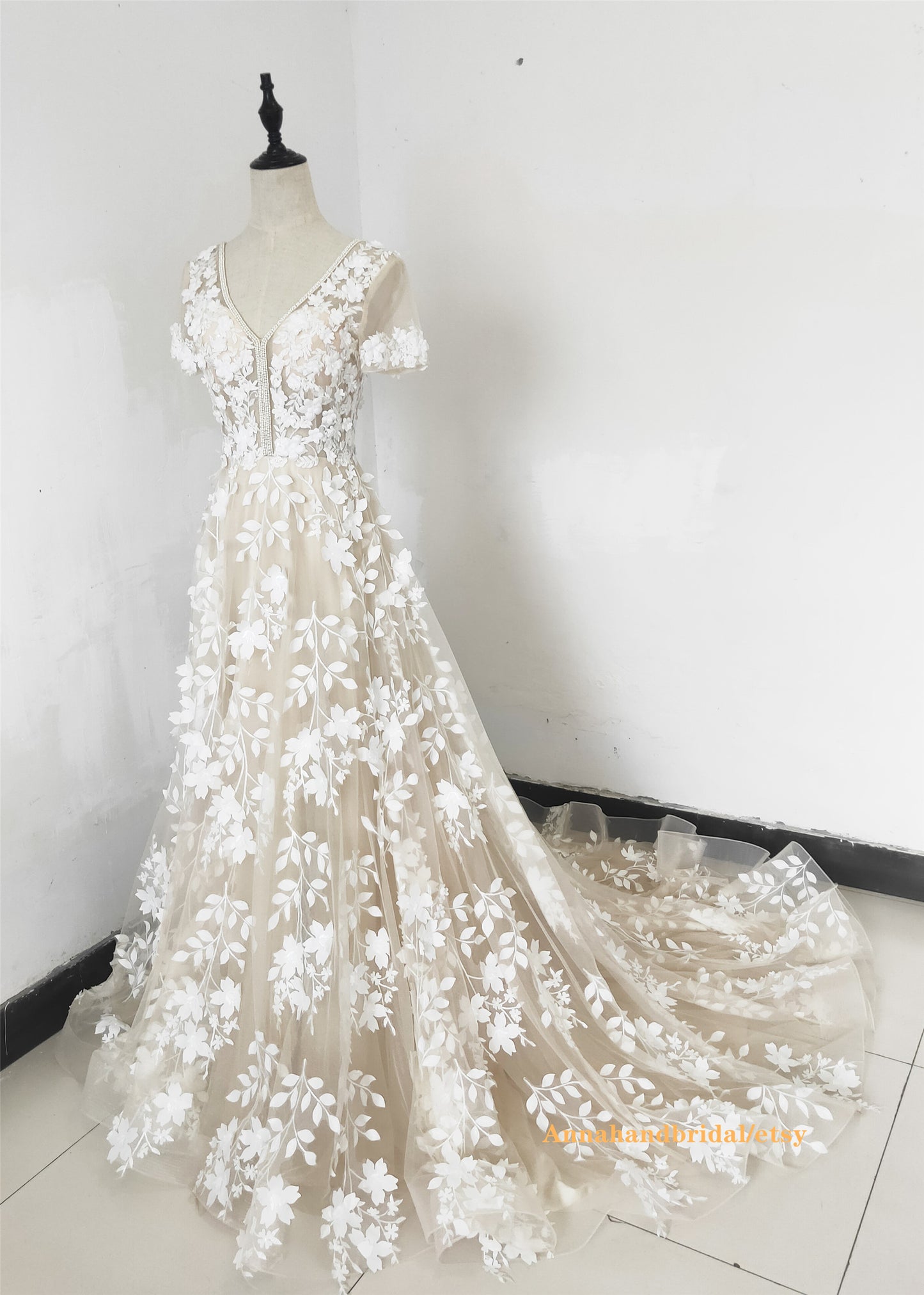 Light Champagne Embroider Lace Bridal Gown